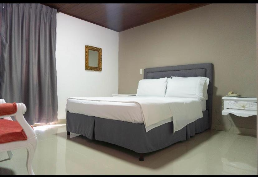 Hotel Suite Santa Rosa Santa Rosa de Cabal Exterior foto